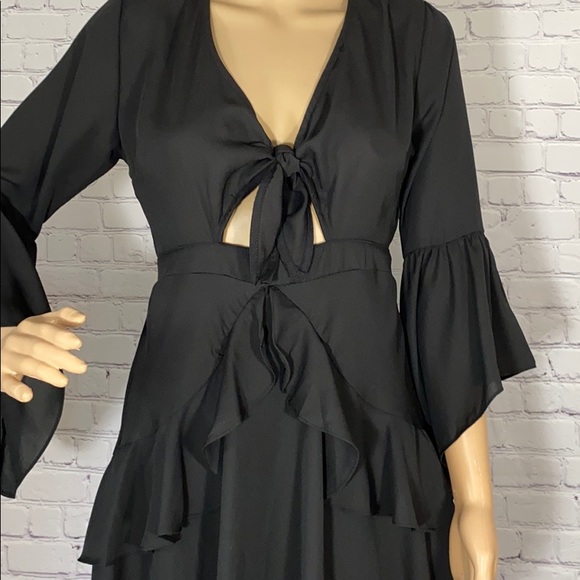 Black Long Sleeve ruffle dress - Picture 2 of 4